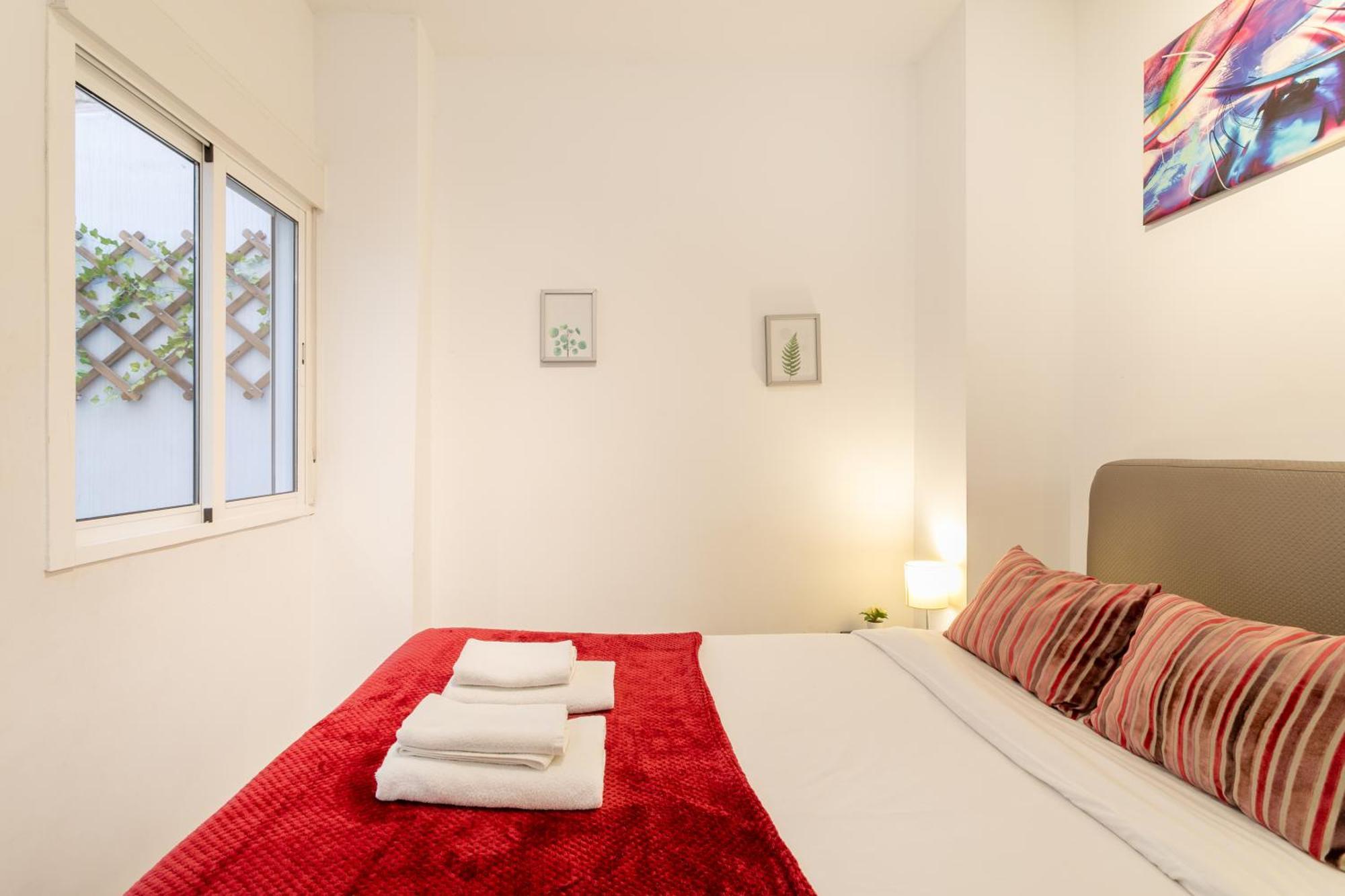 Apartamentos San Leandro, Centro Alicante Ngoại thất bức ảnh